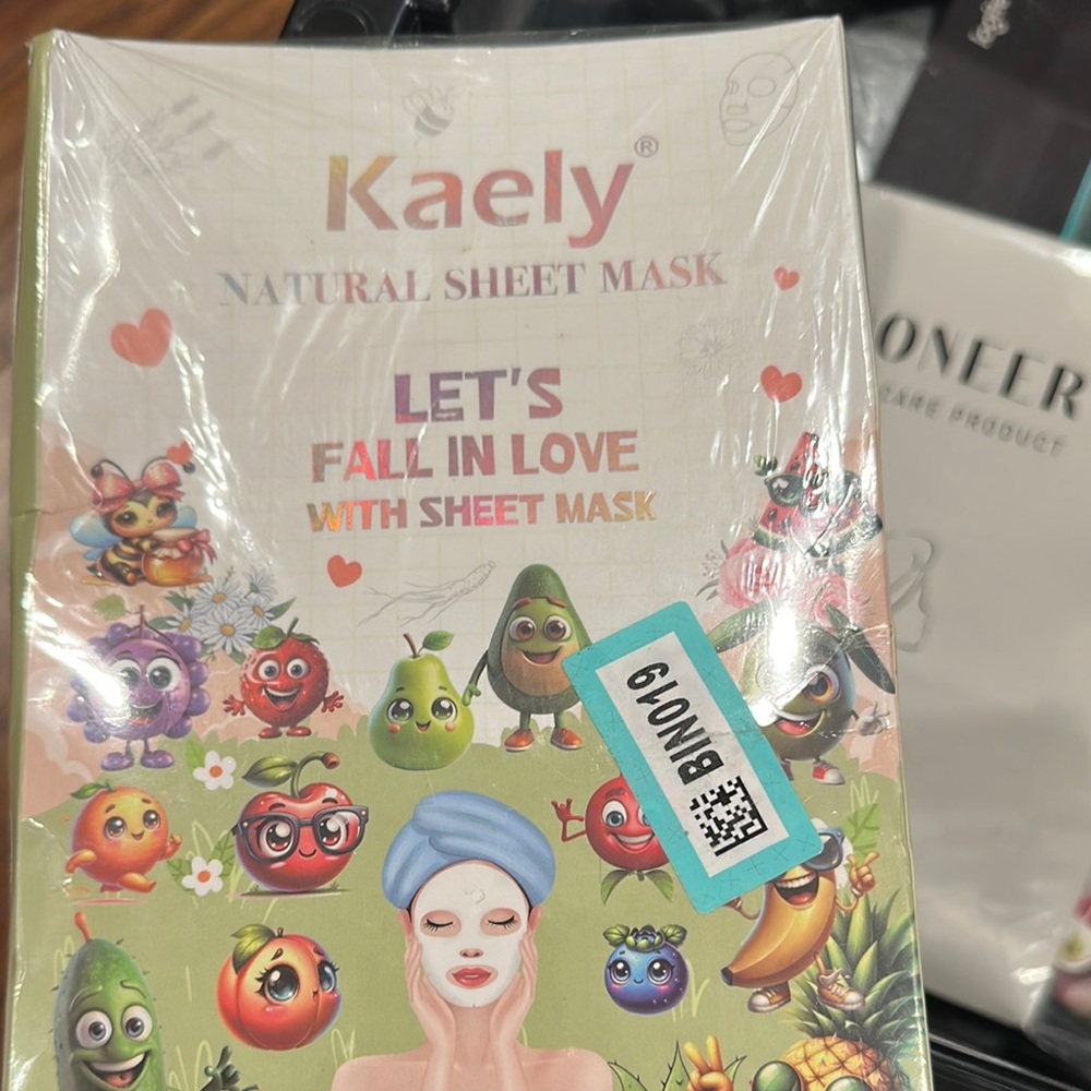 Natural Sheet Mask - Fall in Love Collection